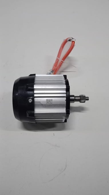Motor electric pentru triciclu electric APM2
