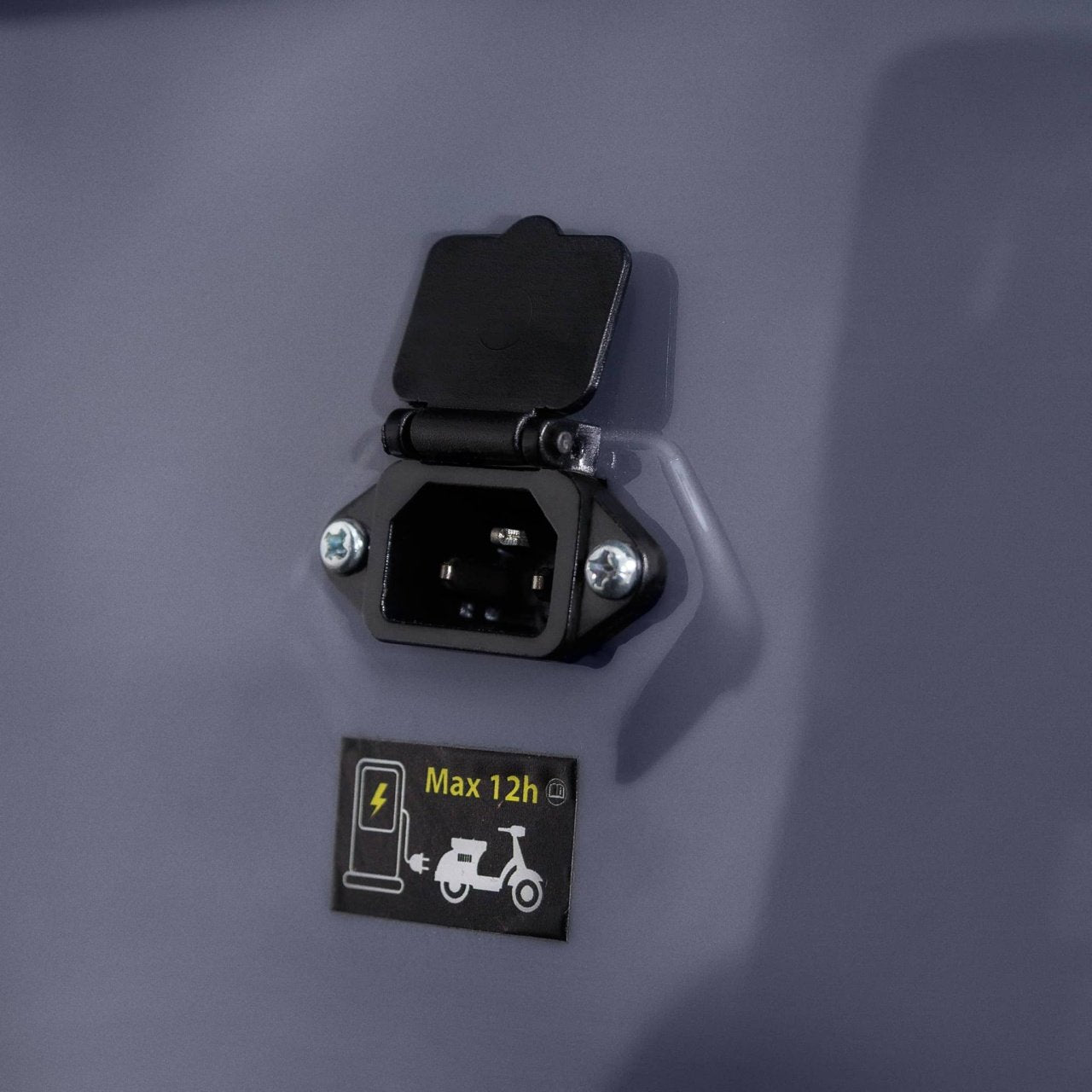 Tricicleta Electrica, FARA Permis, Volta M6, viteza maxima 25 km pe ora, Motor 1000W, Autonomie pana la 50km