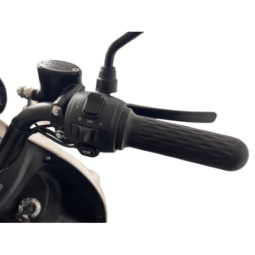 Voltarom S2, 2000W, Fara Permis, viteza maxima 25 km pe ora, autonomie pana la 60 km, Scuter Electric fara permis, Alb